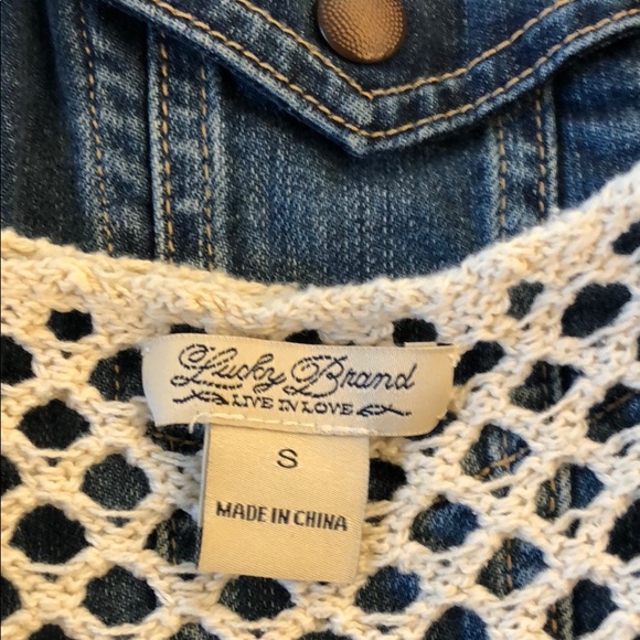 🍀 Lucky Brand gorgeous crochet top! - Picture 7 of 7